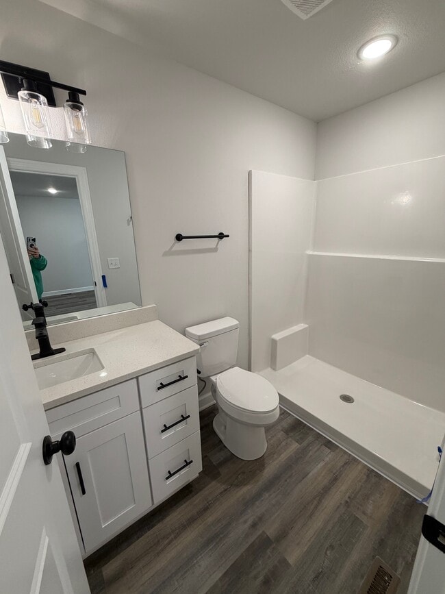 Building Photo - 83 SE 351st Rd