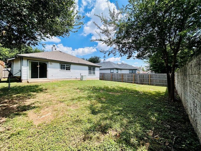Building Photo - 1235 Deerhound Pl