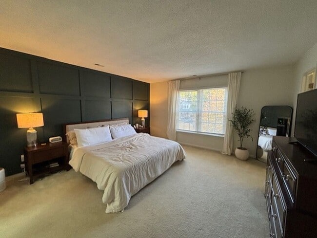 Building Photo - Glenwood