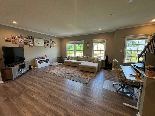 Building Photo - Beautiful 3 Bedroom Home in North Fayette!