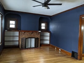 Building Photo - 2127 Bunts Rd