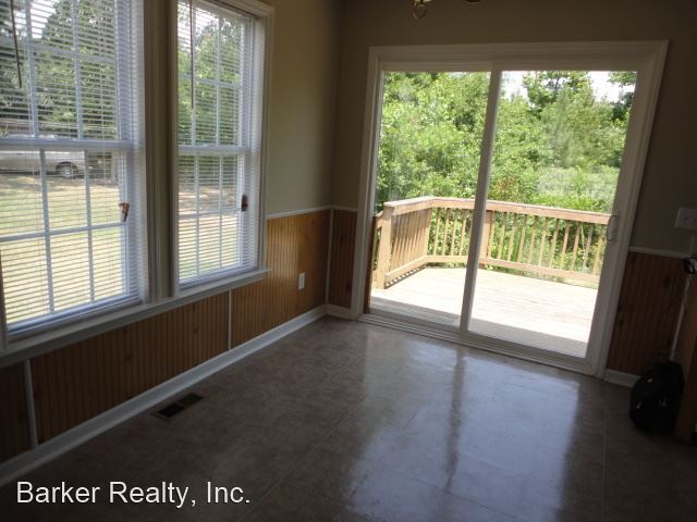 Building Photo - 3 br, 2 bath House - 1017 Laurel Leaf Road