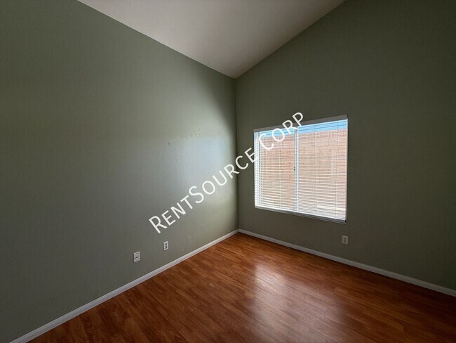 Building Photo - 42803 Fanchon Ave