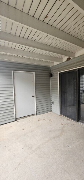 Building Photo - 8793 W 106th Ter