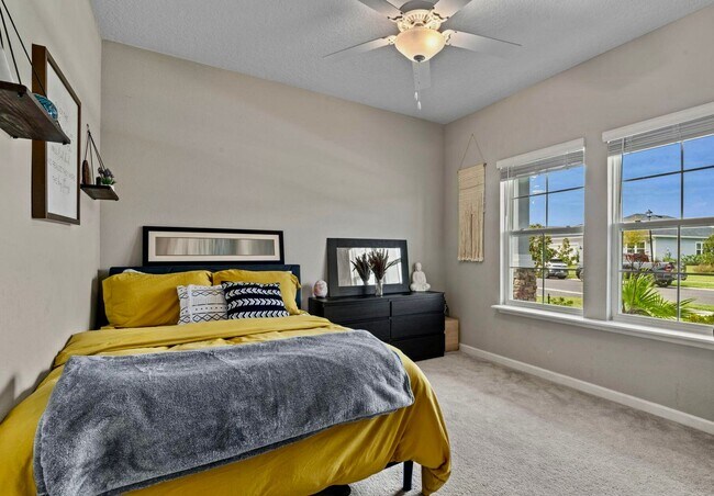 Building Photo - Gorgeous 4/ 2.5 Home in the Beautiful Lake Asbury Area of Clay County! $2,550.00