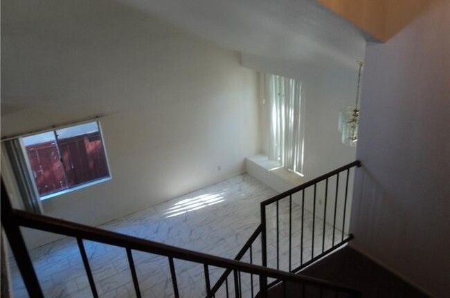 Building Photo - LIVE THE DREAM IN A PRIVATE HOA COMMUNITY ...