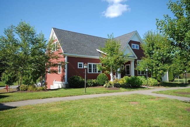 Building Photo - 19 Brigham Farm Ln