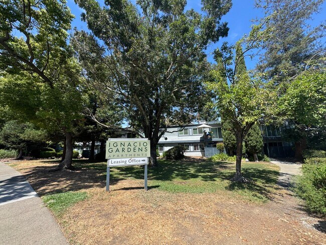 Building Photo - 450 Alameda del Prado