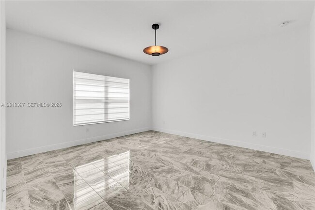 Building Photo - 582 Parsons Wy