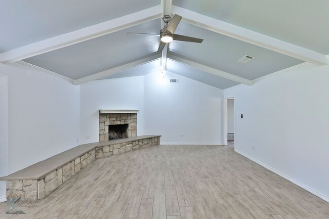 Building Photo - Complete RENOVATION only a few years ago!  Large bedrooms!