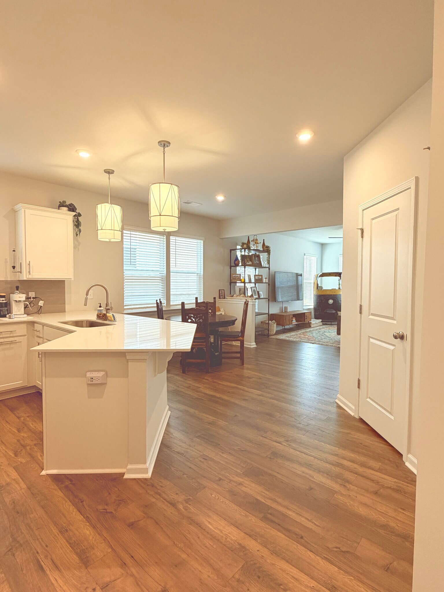 Hallway - 306 Poinsett Bridge Way