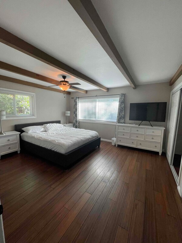 Building Photo - 286 La Casita Dr