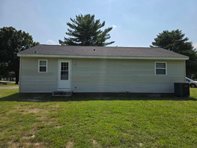 Building Photo - 1119 Hillcrest Ave