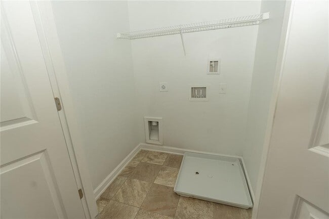 Building Photo - 369 Hardy Water Dr SE