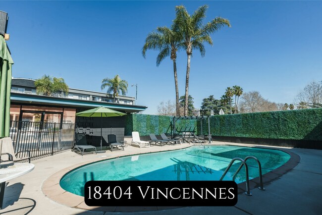 Interior Photo - 18411 Vincennes Street