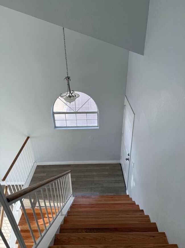 Building Photo - Charming 4BR House in Las Vegas