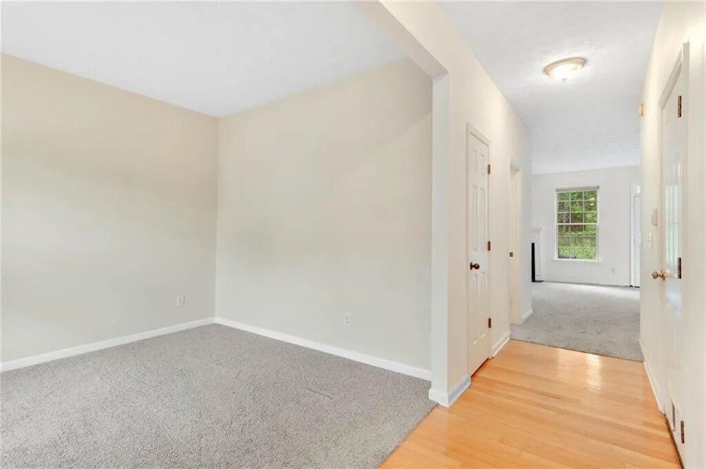 Building Photo - Room in Townhome on Hill Station Ct