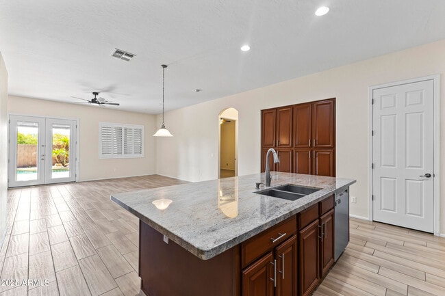 Building Photo - 15053 W Cameron Dr