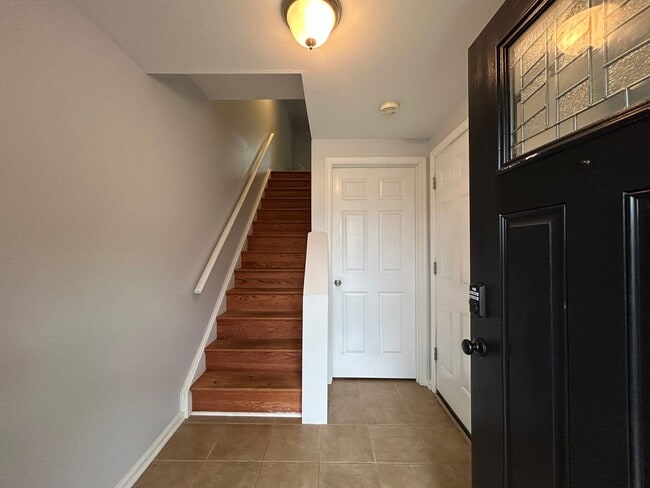 Building Photo - 5059 E Woodmill Dr