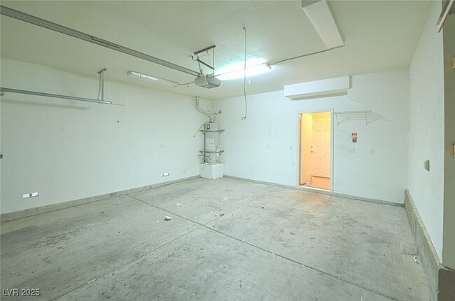 Building Photo - 7270 Bird Cherry St