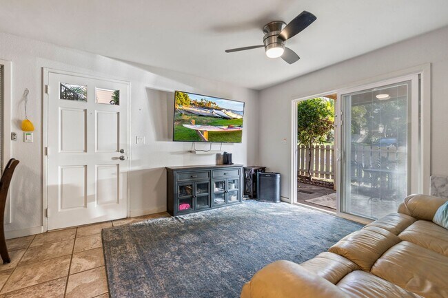 Building Photo - Beautifully Renovated Ground-Floor 2BR/1.5BA Condo in Kihei Villages – Furnished w/ 2 Parking Spaces