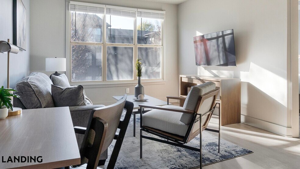 Building Photo - 49 Boulevard SE