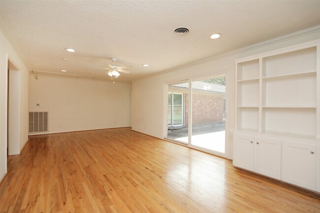 Building Photo - 4403 Omeara Dr