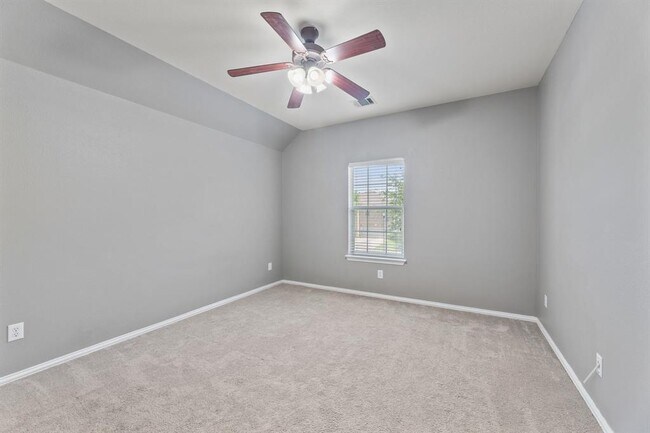 Building Photo - 20613 Kearney Hill Rd