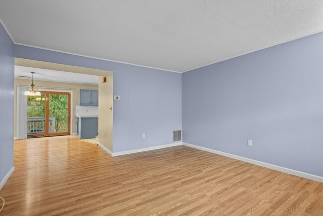 Building Photo - 61 Kathy Dr