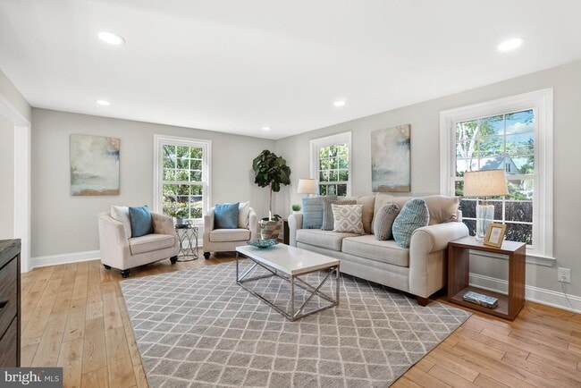 Building Photo - 12301 Espalier Pl