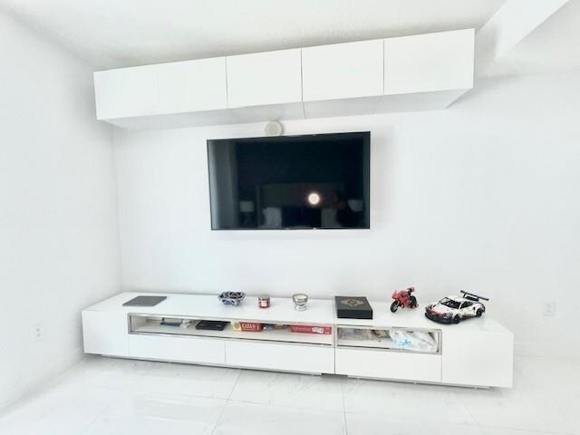 Building Photo - 79 SW 12th St