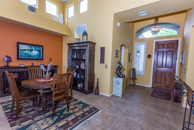 Building Photo - 4402 W Cloud Ranch Pl