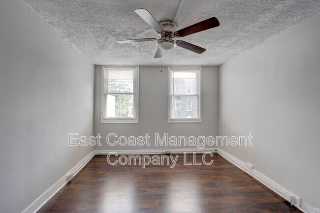 Building Photo - 1822 McHenry St
