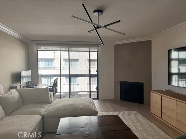 Building Photo - 7320 Hawthorn Ave