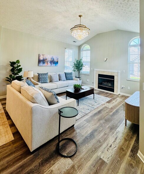 Building Photo - 6214 Brickside Dr