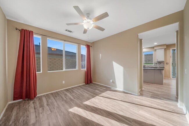 Building Photo - 79910 Camden Dr