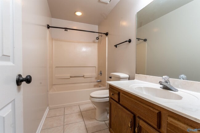 Building Photo - 112 Telluride Dr