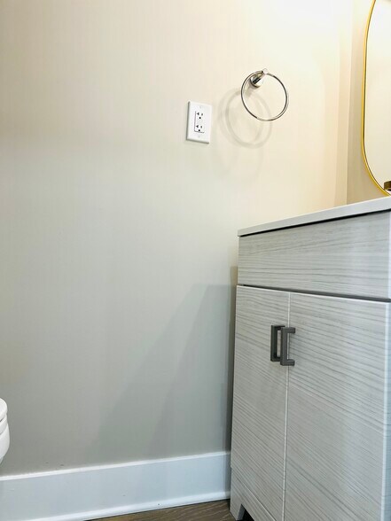 Building Photo - 5612 2nd Pl NW