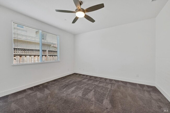 Building Photo - Stunning 4 Bedrooms 3.5 Bathrooms Two Story Home Located Short Distance of Sonoma State Universit...