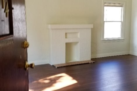 Building Photo - 1014 Newport Ave