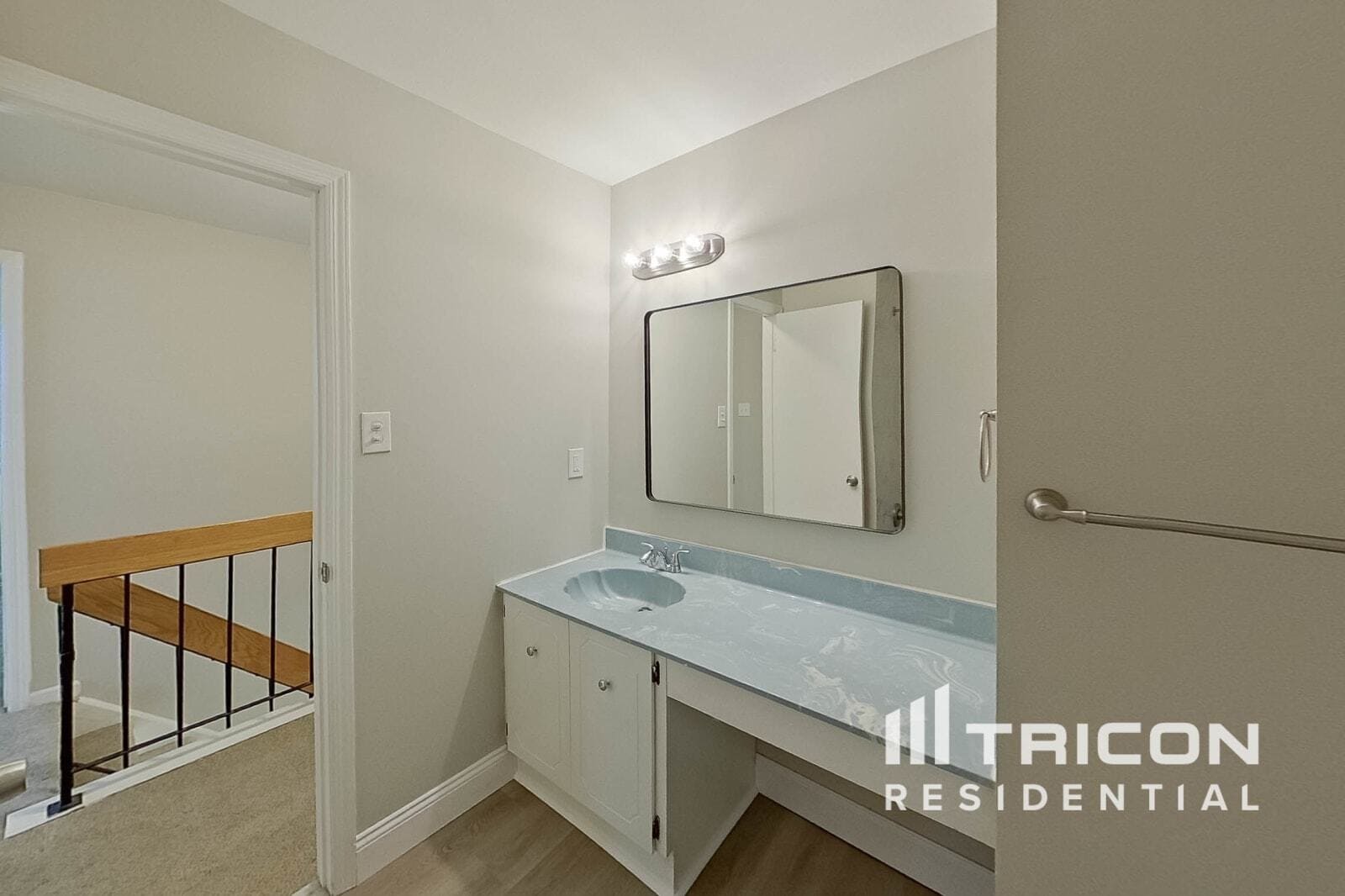 Building Photo - 381 Fieldstone Ct