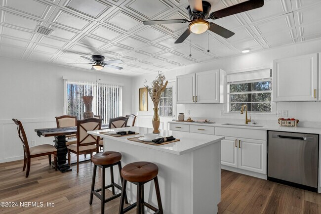 Building Photo - 54221 Cravey Rd