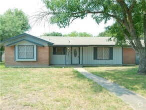Building Photo - 10609 Kingwood Dr