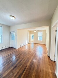 Building Photo - 10 Idlewild Park