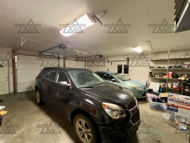 Building Photo - Charming Pet-Friendly 3-Bedroom Home with Garage & Wood Stove – North Pole