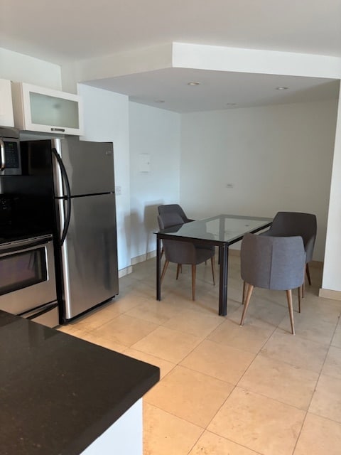 Building Photo - 3949 Los Feliz Blvd