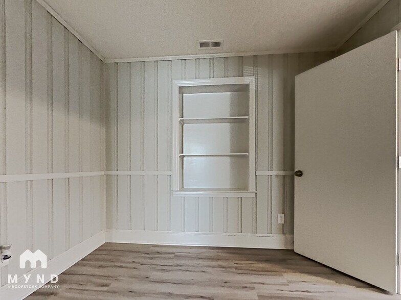 Building Photo - 4818 Morgan St