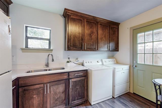 Building Photo - 105 Kinchum St