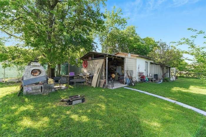 Building Photo - 11405 Blossom Cir