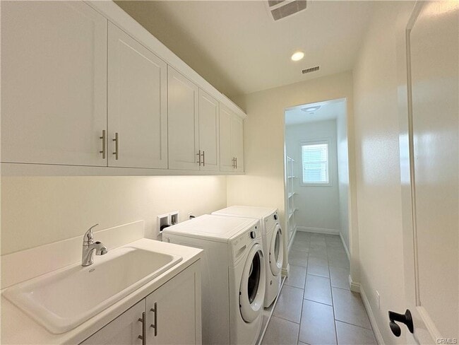 Primary Photo - 16 Preston Pl